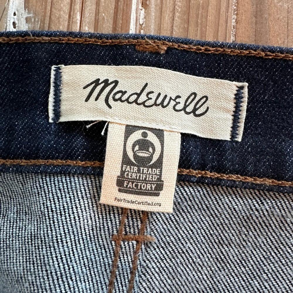 Madewell The 90’s Straight Leg Jeans in Classic Dark Indigo Wash (Size 25) - Picture 11 of 13